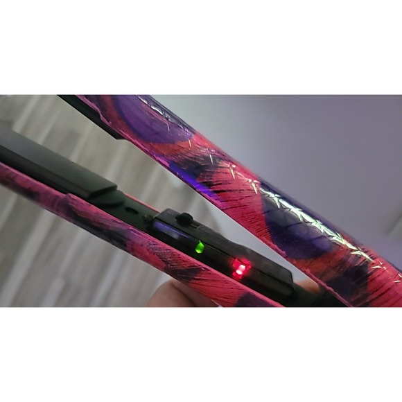 Fahrenheit Hair Care Ceramic Hair Straightener Peacock Design Limited Edition - Picture 12 of 12